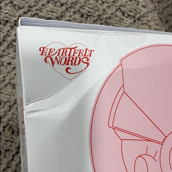 POP MART Heartfelt Words 400% Mega Space Molly Special Edition Figure - Picture 12 of 16